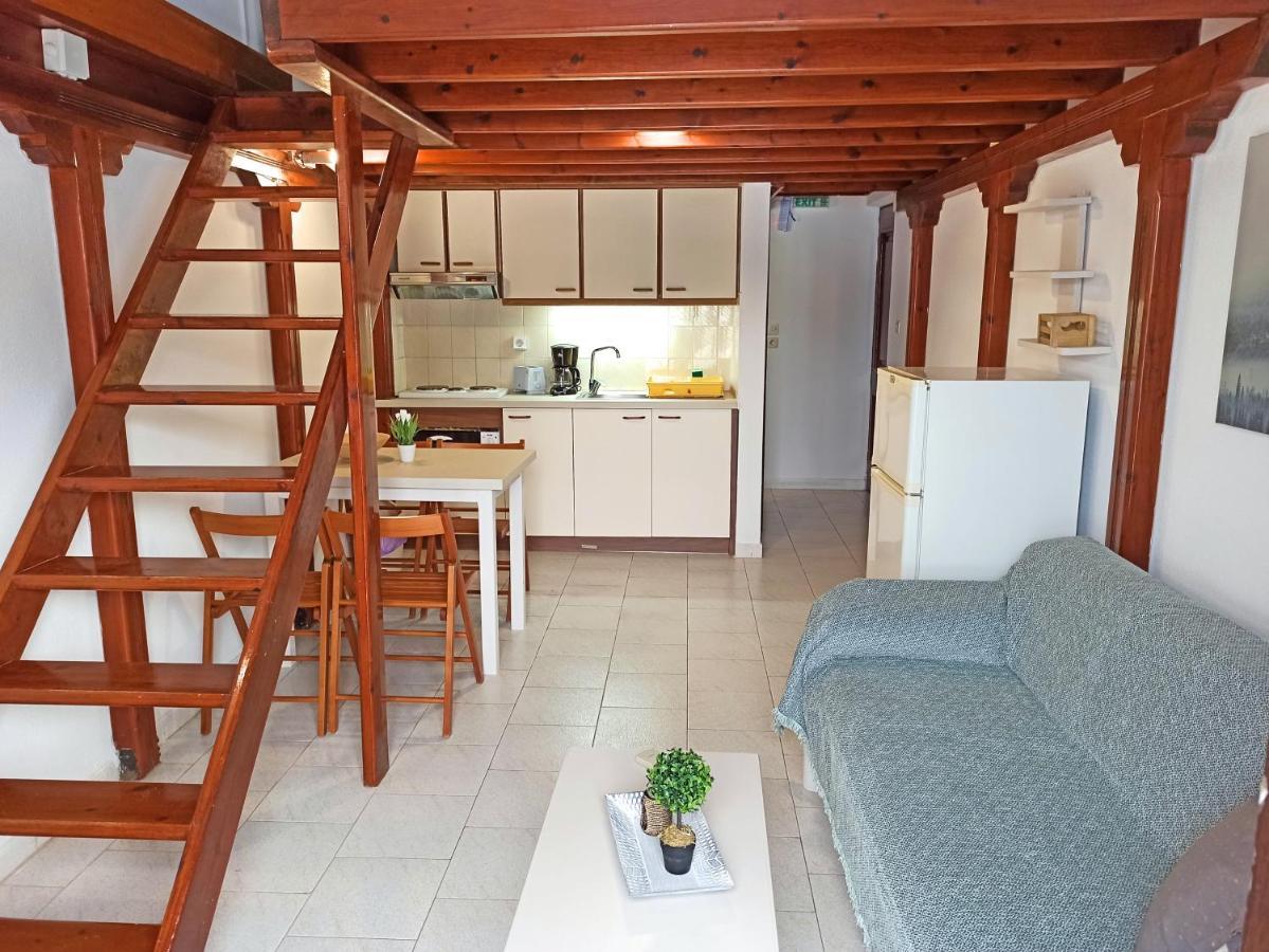 Panorama Apartments アソス エクステリア 写真